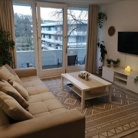 Bonnjour - 7 Lounge Appartement Bonn